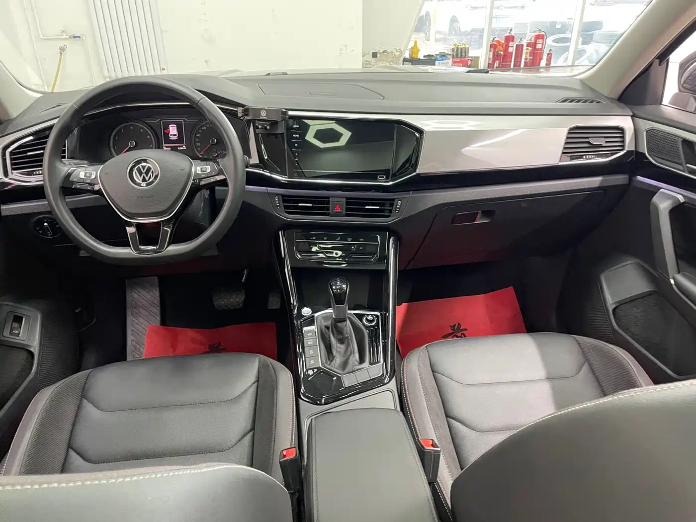Volkswagen Tayron 2022 280TSI 2WD Luxury Smart Connect Edition фото 10