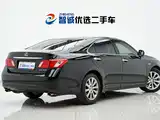 Фото 34 - Lexus ES