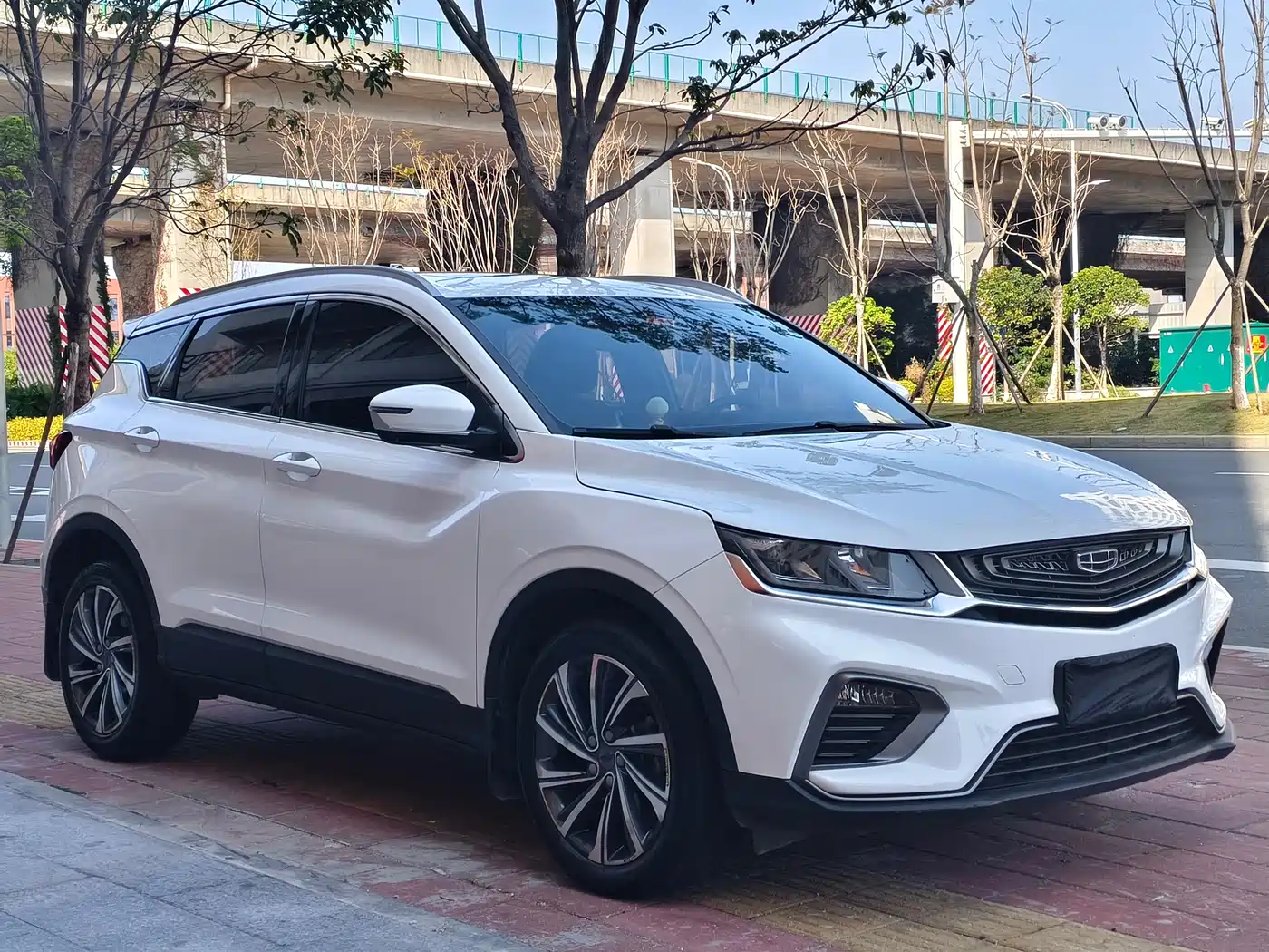 GEELY AUTOMOBILE BINYUE