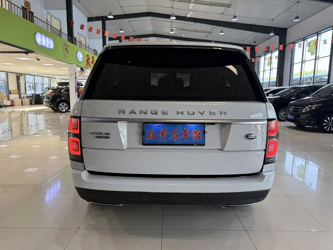 Land Rover Range Rover 2015 3.0 SC V6 Vogue фото 15