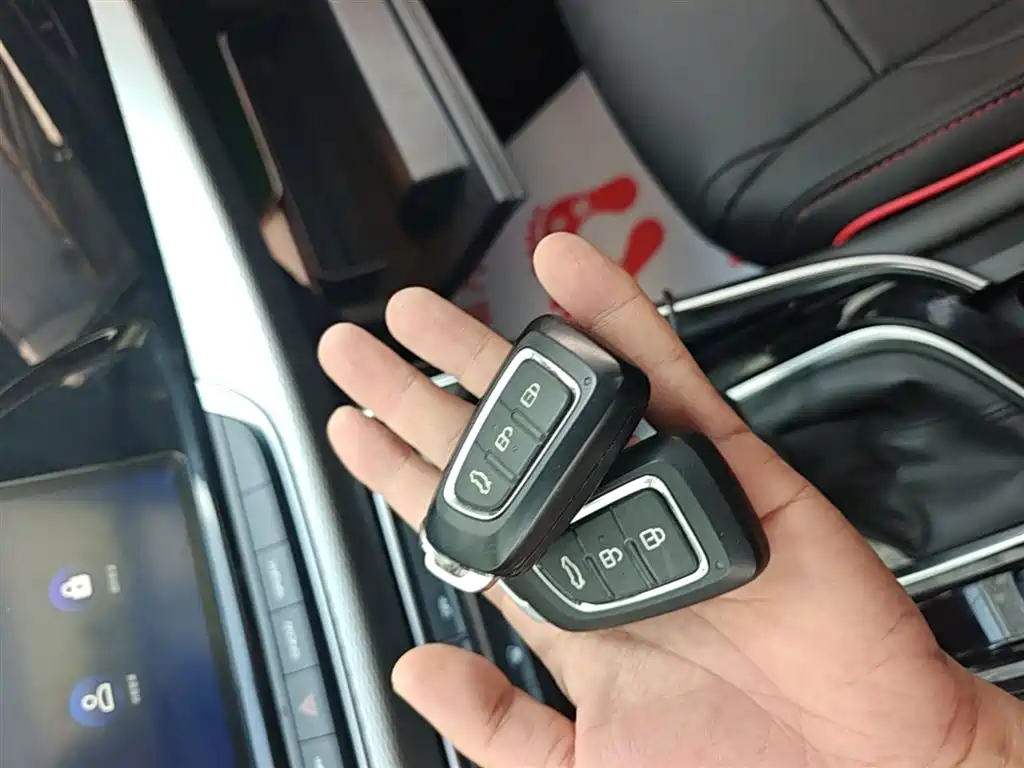 Dongfeng Aeolus Dongfeng Fengshen AX7 2019 2019 1.6T Automatic AI Pioneer (China V)