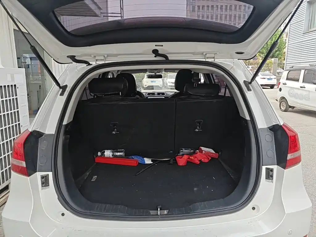 Фото 19 - Haval H2