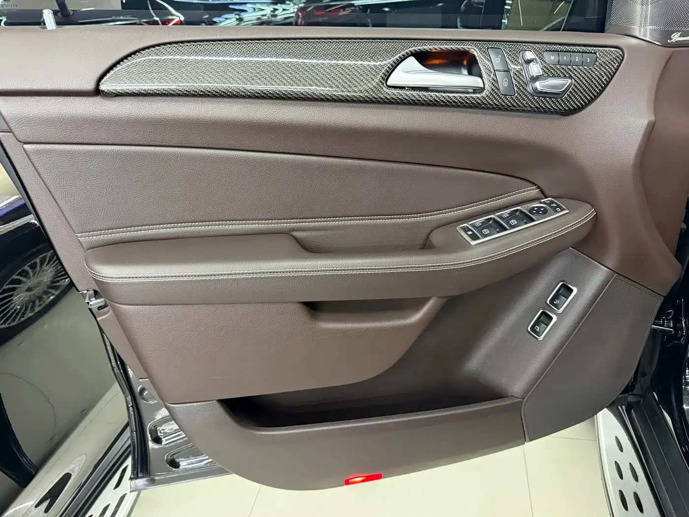Mercedes-Benz GLS 2018 Facelift GLS 320 4MATIC фото 15