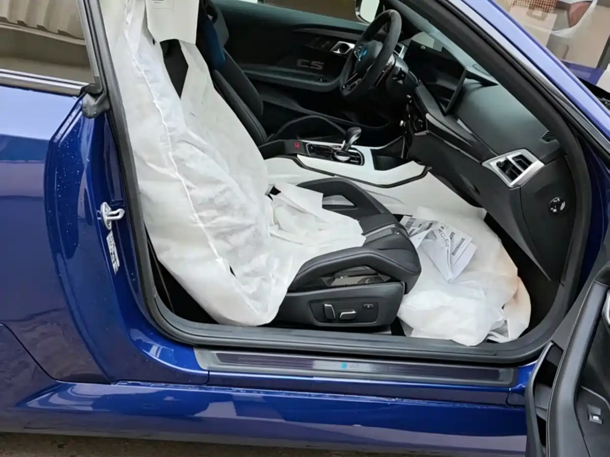 BMW M2 2025 Model Year M2 CS фото 5