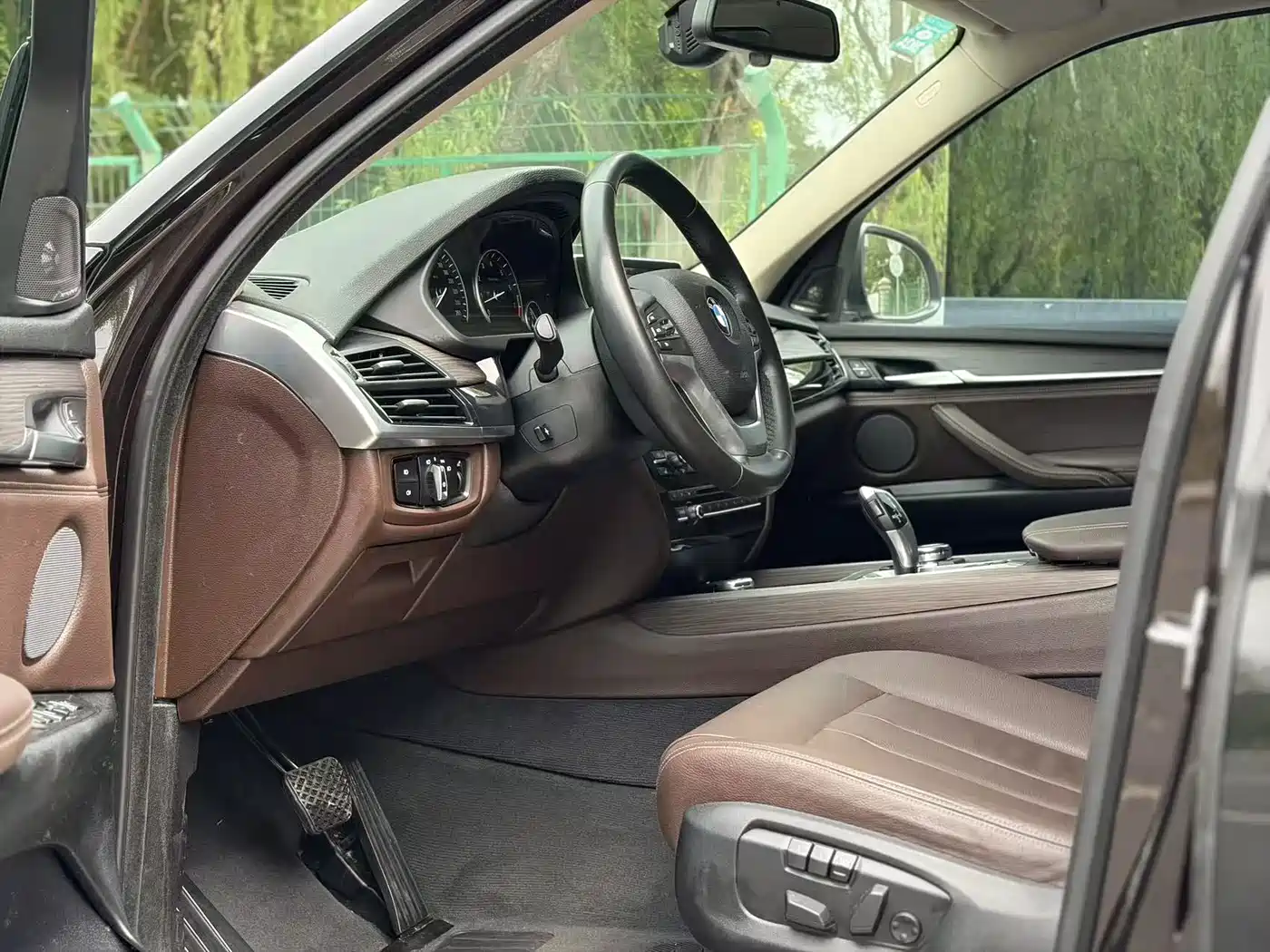 BMW X5 (Import) 2014 xDrive35i Leading фото 4