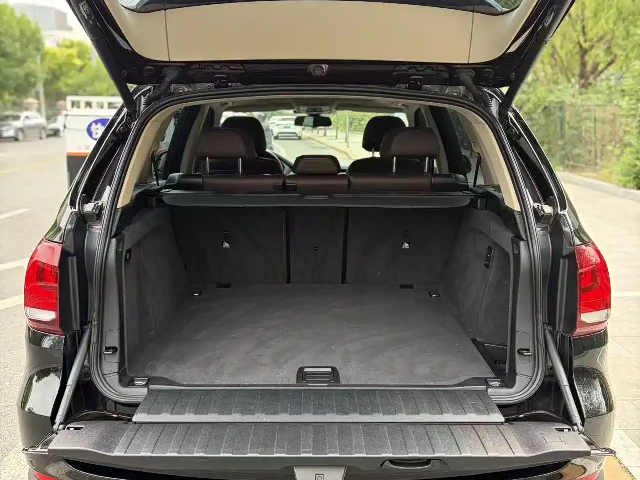 BMW X5 (Import) 2014 xDrive35i Leading фото 20