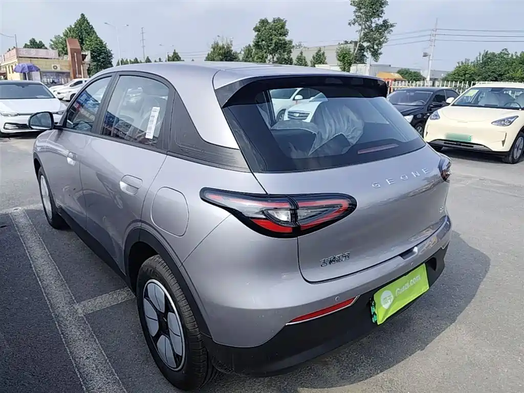 Geely Galaxy Starry Wish 2026 Edition 310km Youth Version фото 5