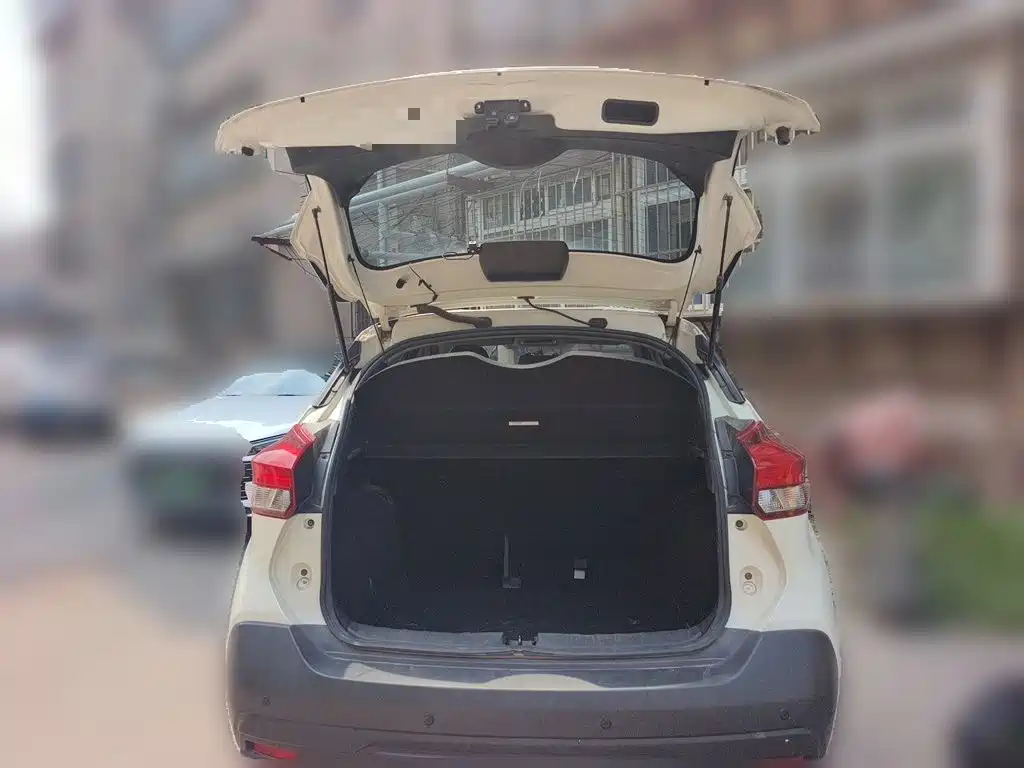 Nissan Kicks 2020 2021 1.5L XE Manual Cool Edition