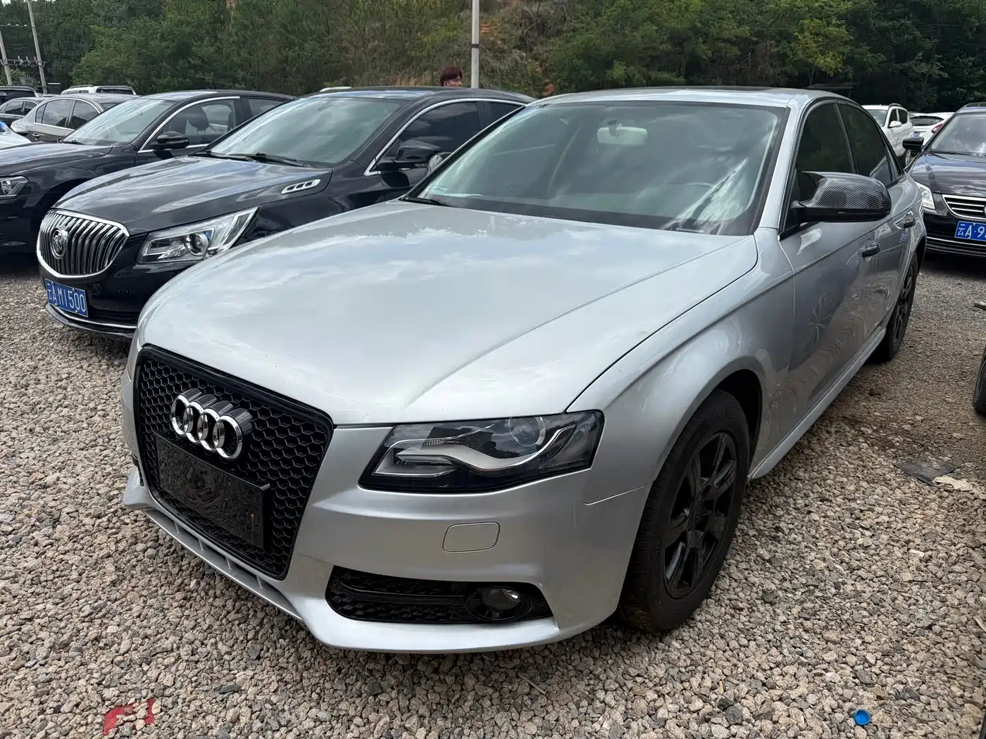 Audi A4L 2010 2.0 TFSI Standard