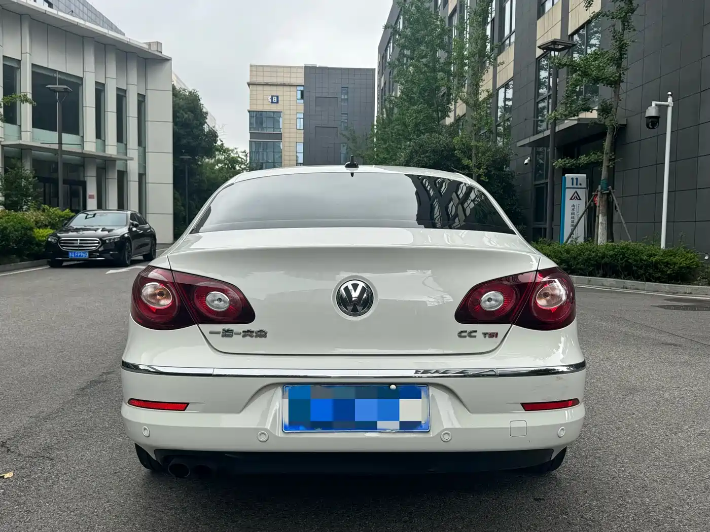 Volkswagen FAW-Volkswagen CC 2012 1.8TSI Luxury фото 5