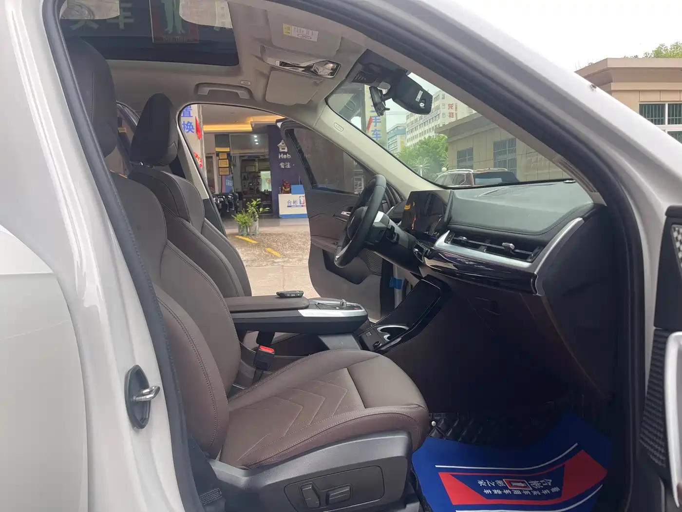 BMW X1 2024 sDrive25Li X Design Package фото 16