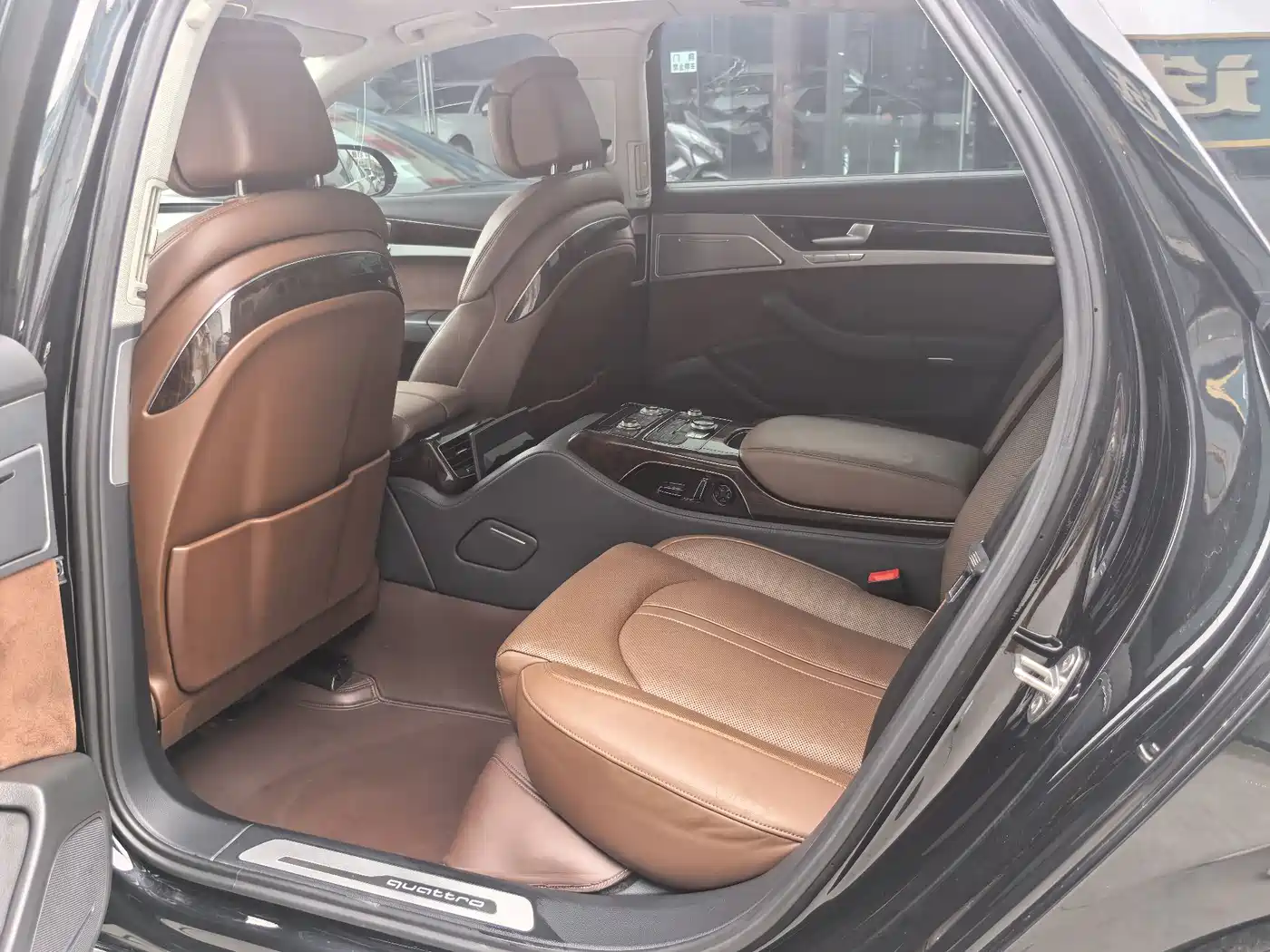 Audi A8 2014 A8L 45 TFSI quattro Luxury фото 12
