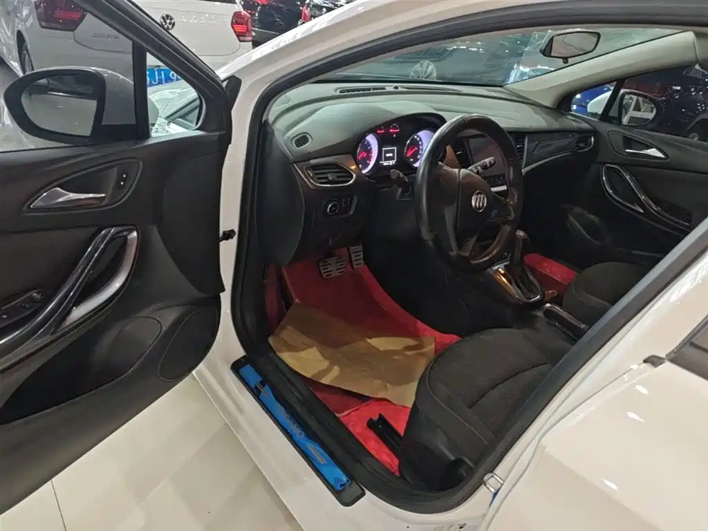 Buick Verano 2016 Hatchback 15S Auto Progressive фото 12