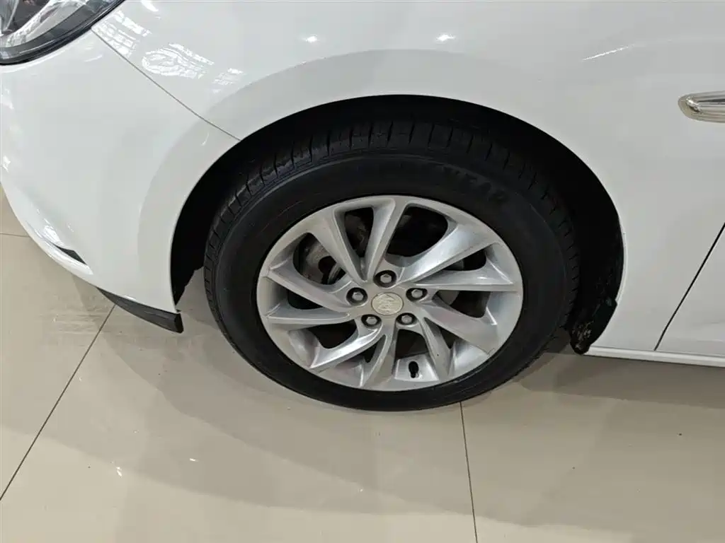 Buick Verano 2016 Hatchback 15S Auto Progressive фото 25