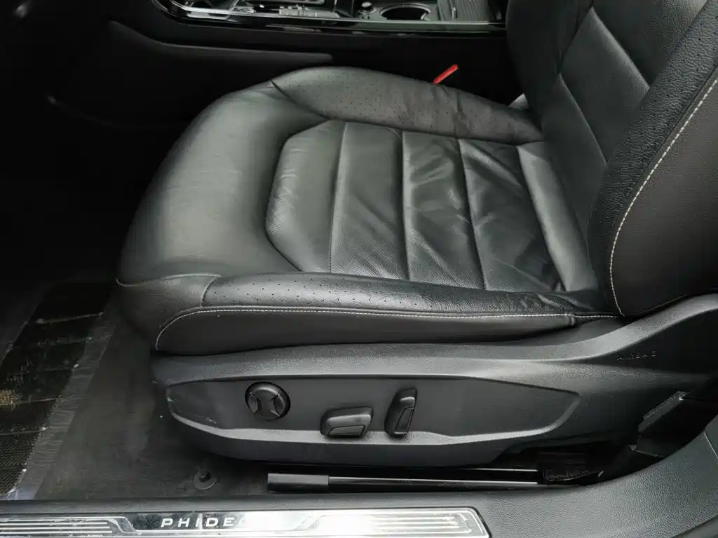 Фото 20 - Volkswagen Phideon