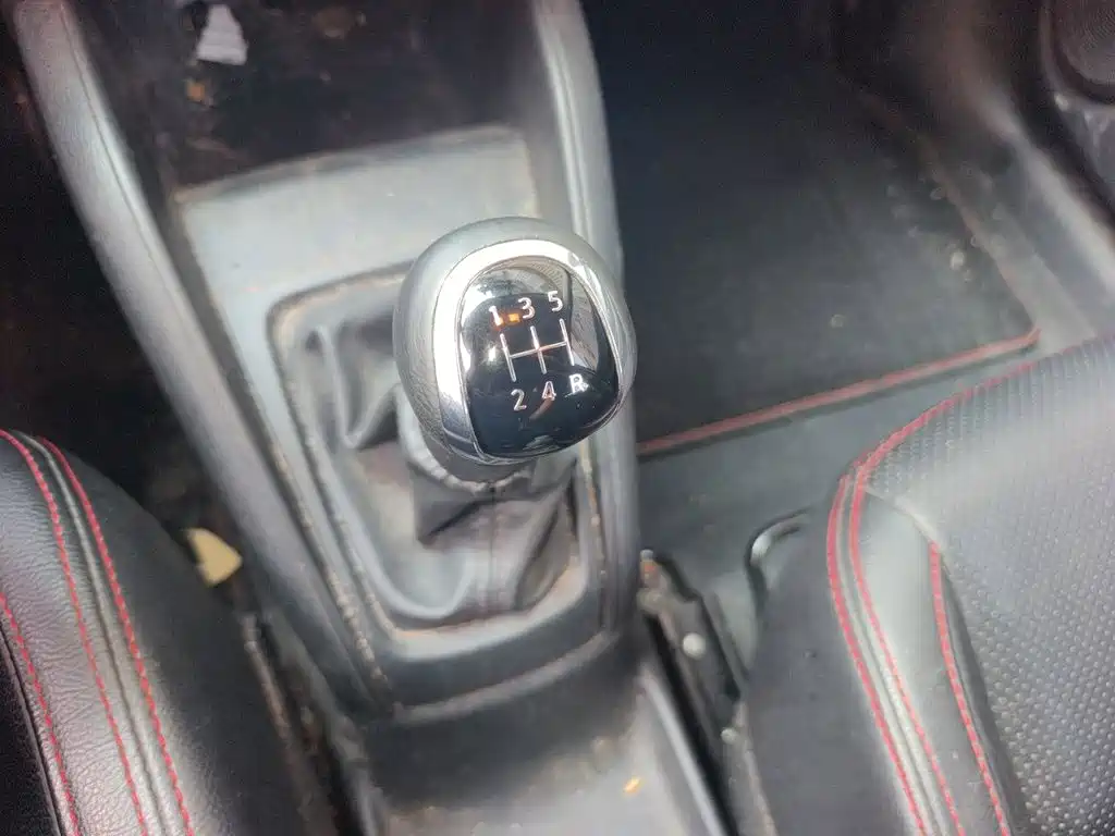 Nissan Kicks 2020 2021 1.5L XE Manual Cool Edition