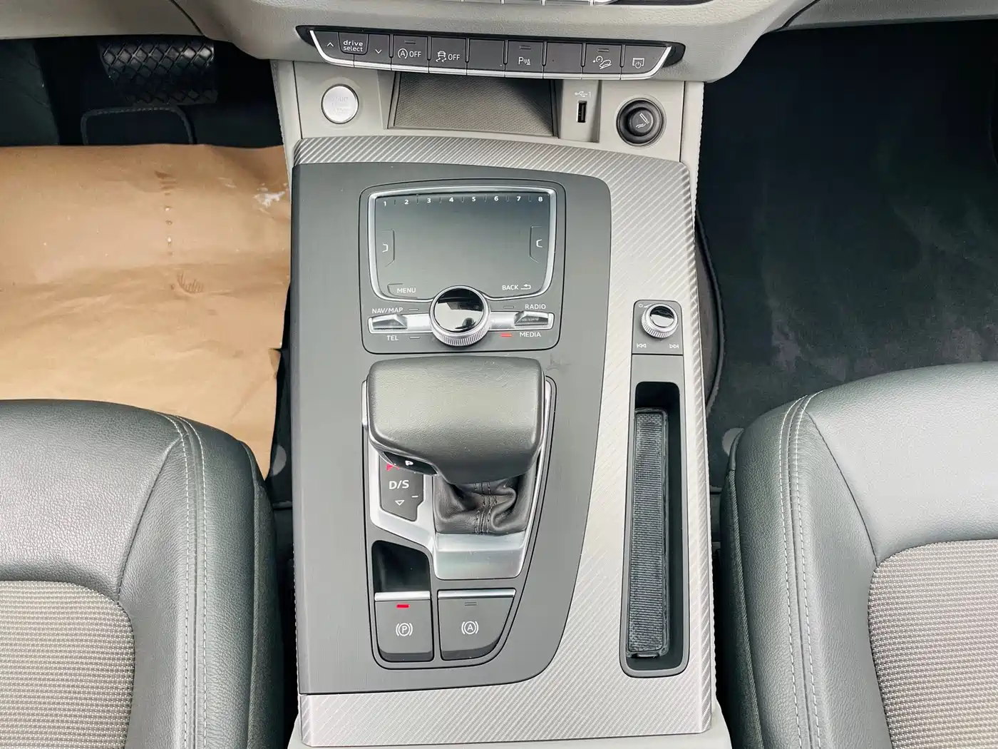 Audi Q5L 2018 45 TFSI Exclusive Fashion China VI фото 14