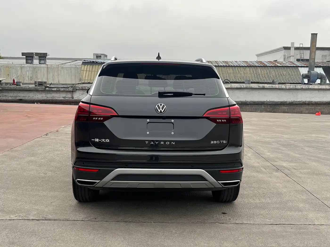 Volkswagen Tayron 2022 280TSI 2WD Luxury Smart Connect Edition фото 8