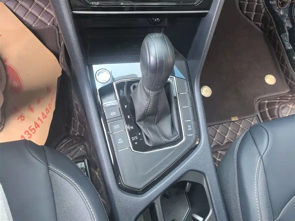 Volkswagen Tharu 2024 300TSI 2WD Full Moon Edition фото 6