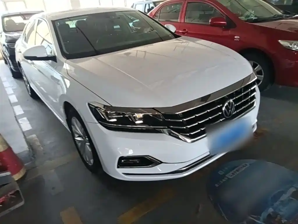 Volkswagen Passat 2019 330TSI Elite Version China VI фото 4