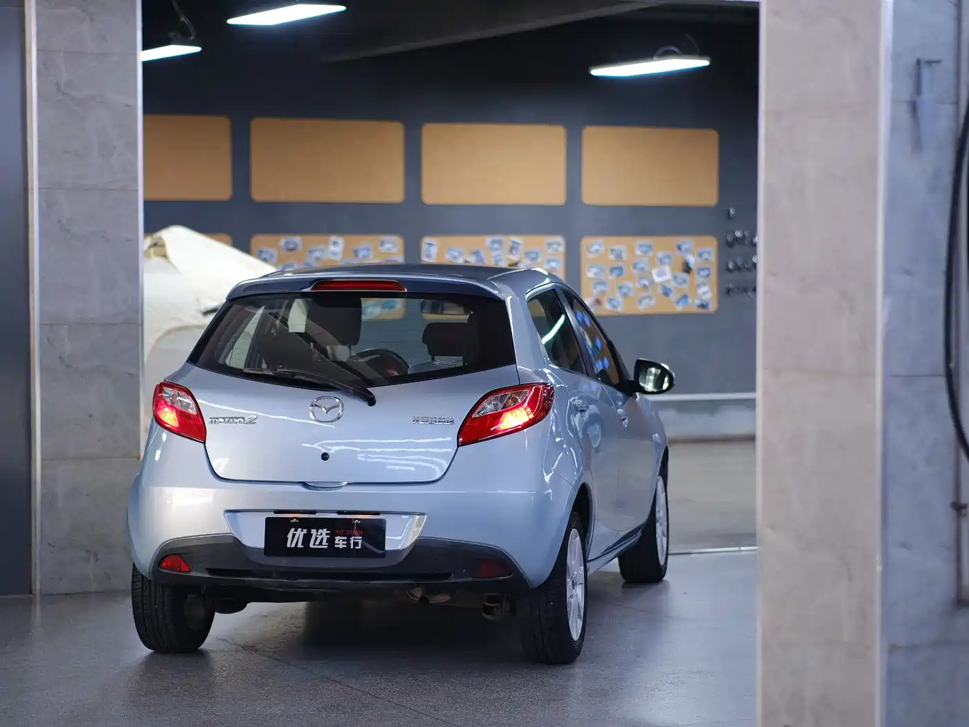 Mazda 2 2011 2011 Xuan Dong 1.5L Auto Luxury Edition