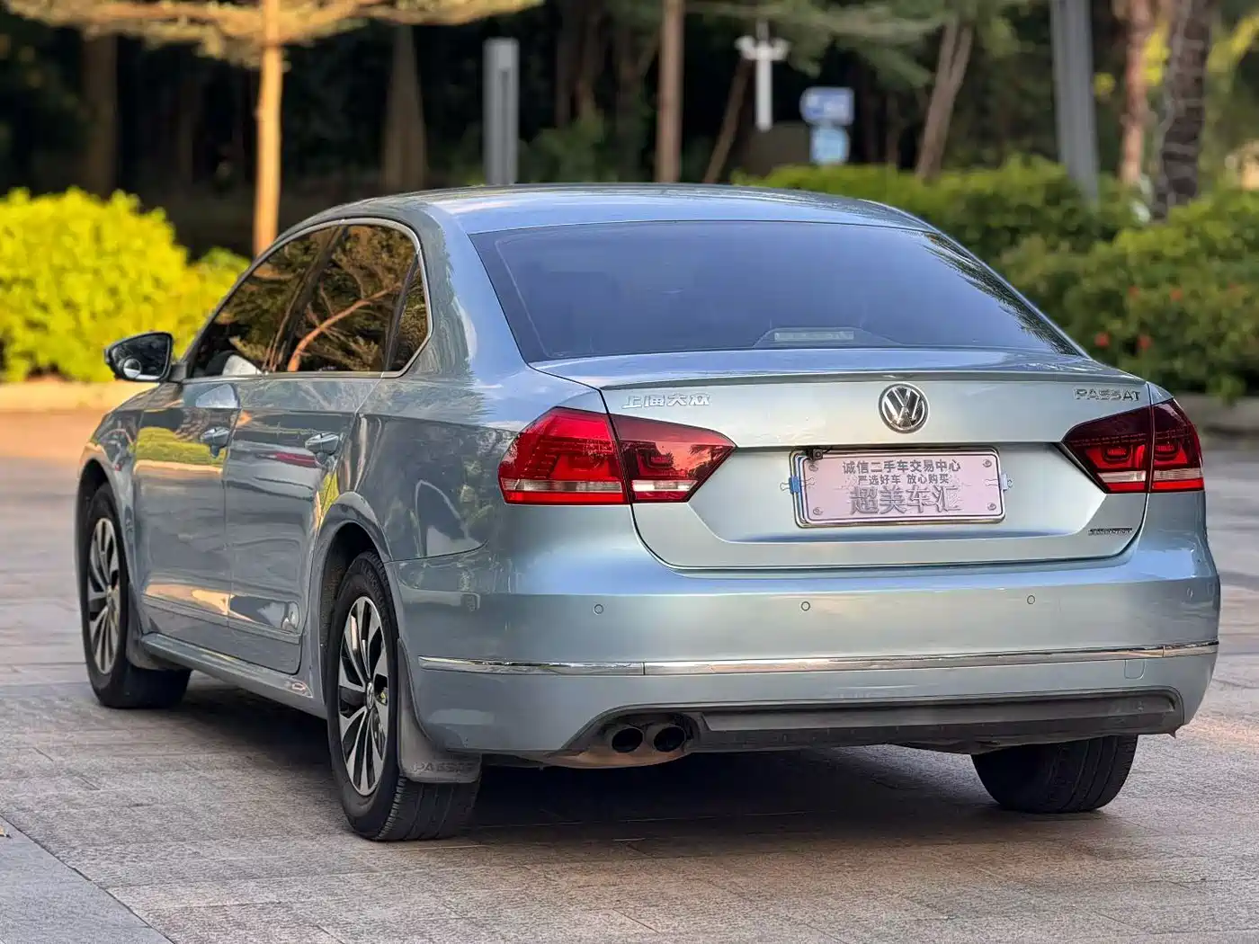 Фото 4 - Volkswagen Passat