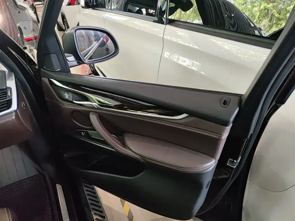BMW X5 (Import) 2014 xDrive35i Elegance фото 26