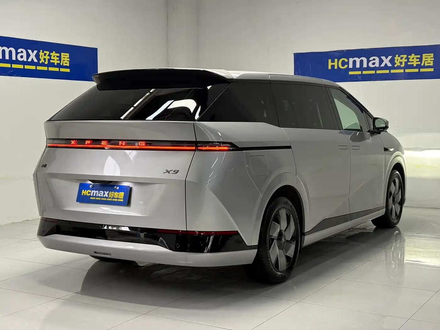 XIAOPENG X9