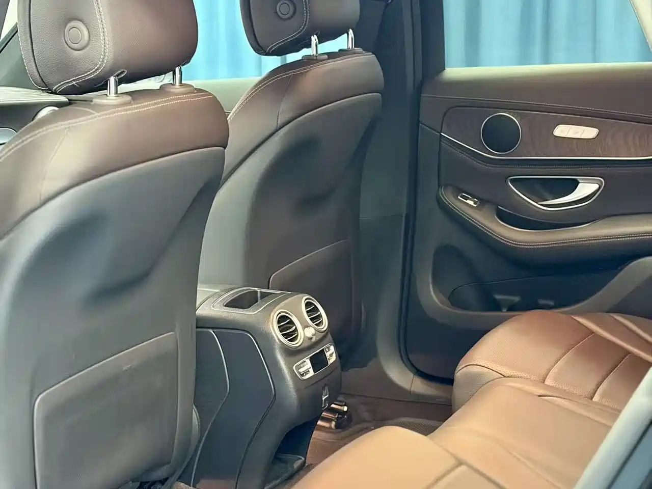 Mercedes-Benz GLC 2020 Facelift GLC 300 L 4MATIC Dynamic фото 11