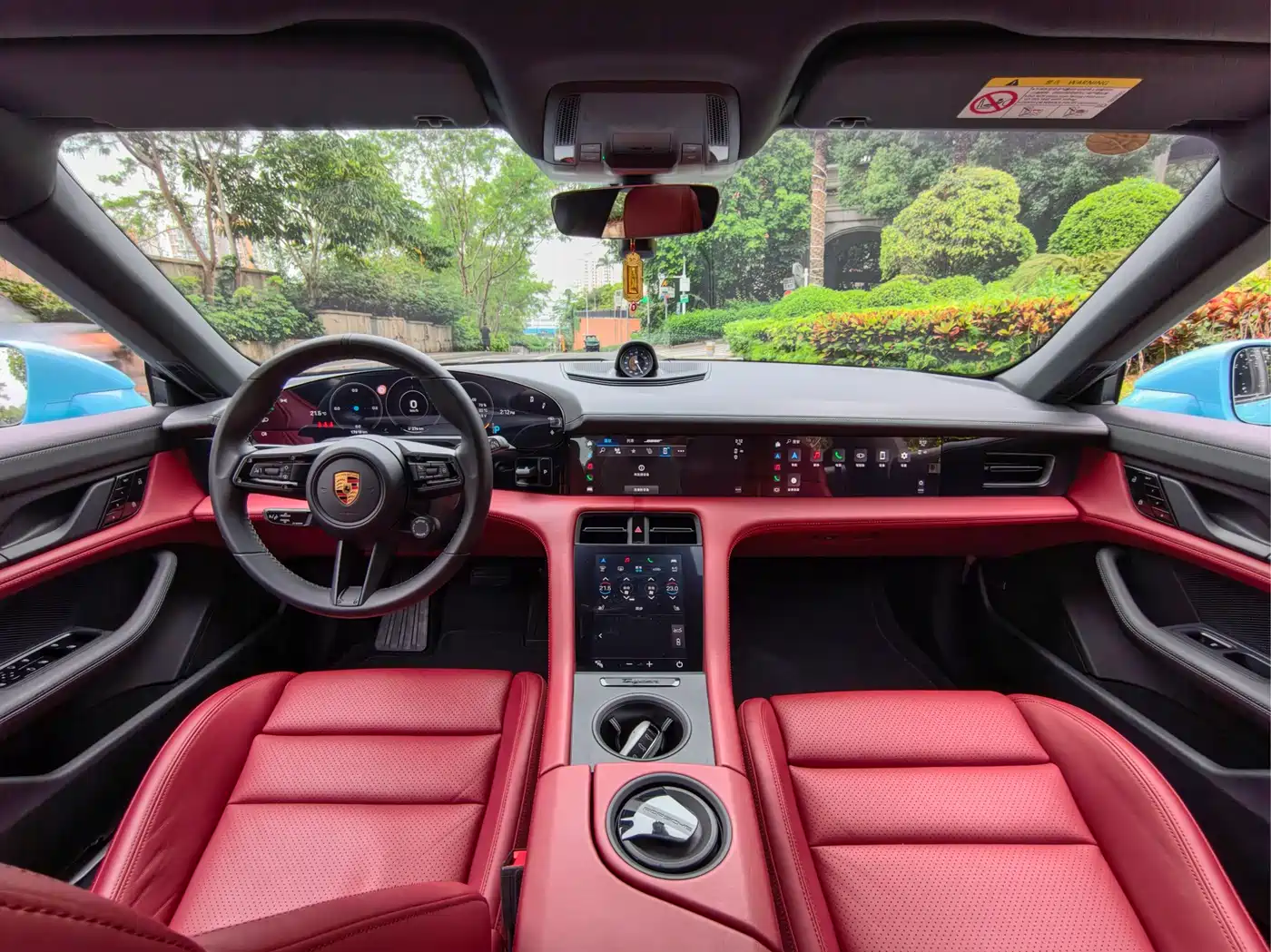 Porsche Taycan 2019 Taycan 4S фото 10