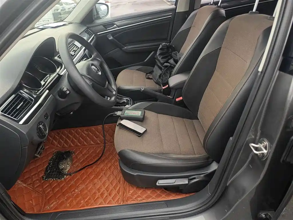Volkswagen C-TREK 2017 230TSI DSG Comfort фото 15