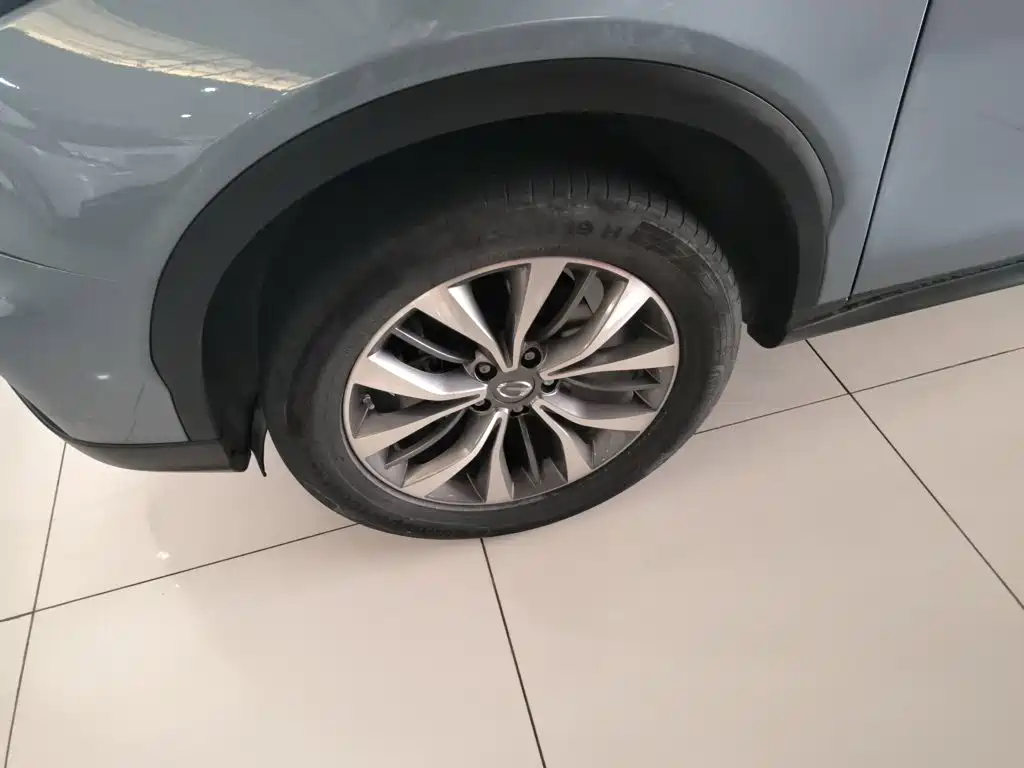 GAC Trumpchi Trumpchi GS8 2017 2017 320T 2WD Luxury Smart Connect (7-seater)