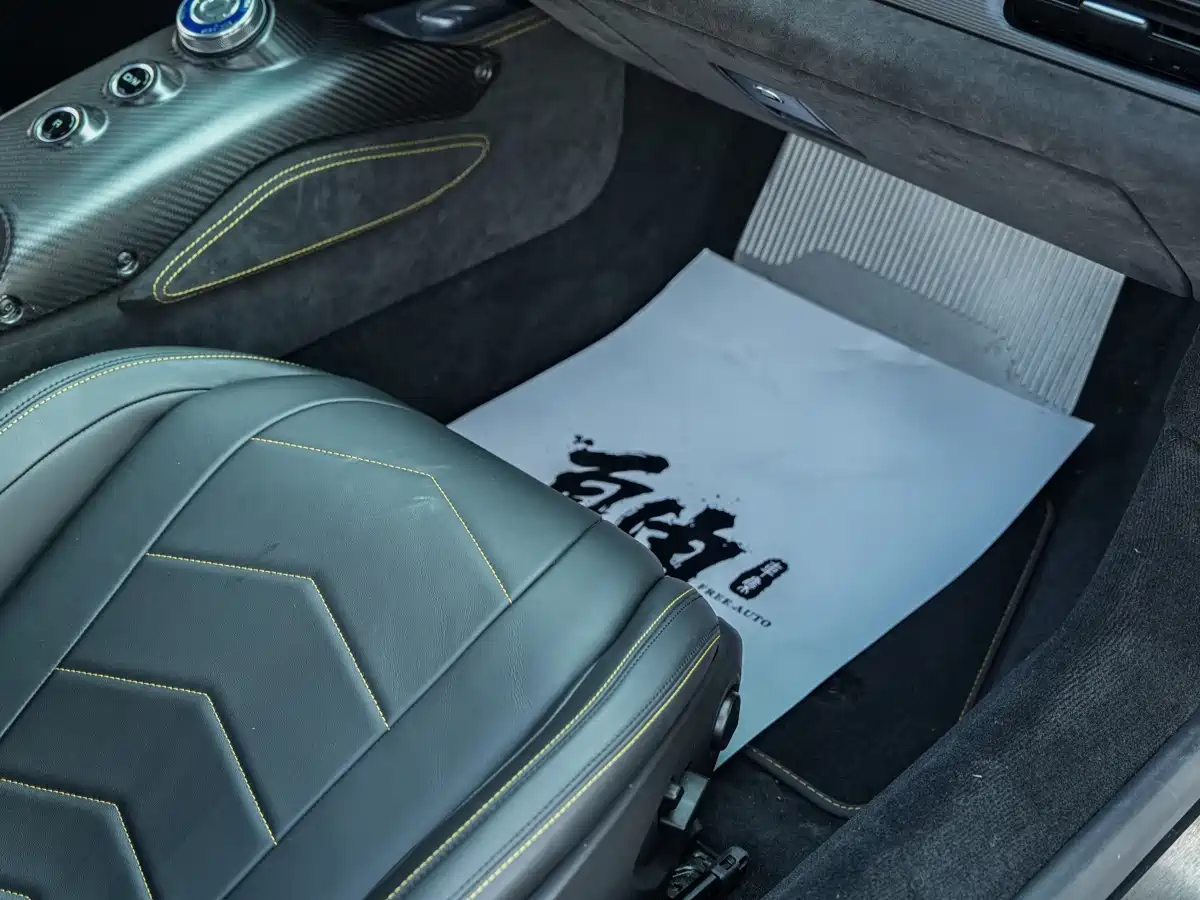 Maserati MC20 2020 3.0T Standard Edition фото 18
