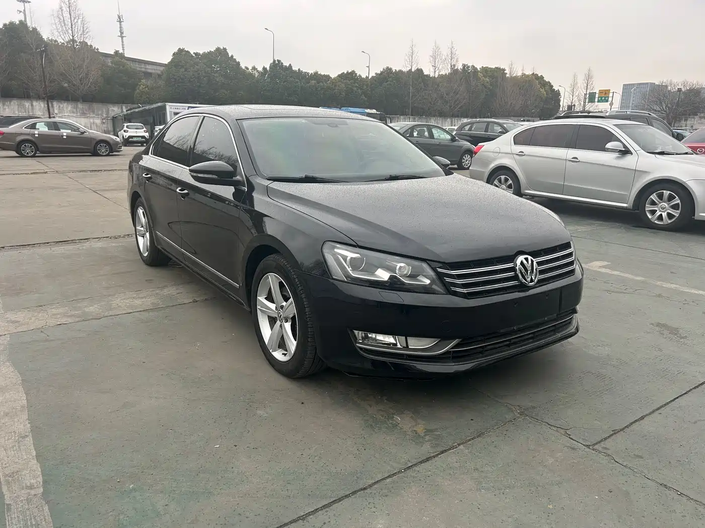 Volkswagen Passat 2013 2.0TSI DSG Yuzun фото 2