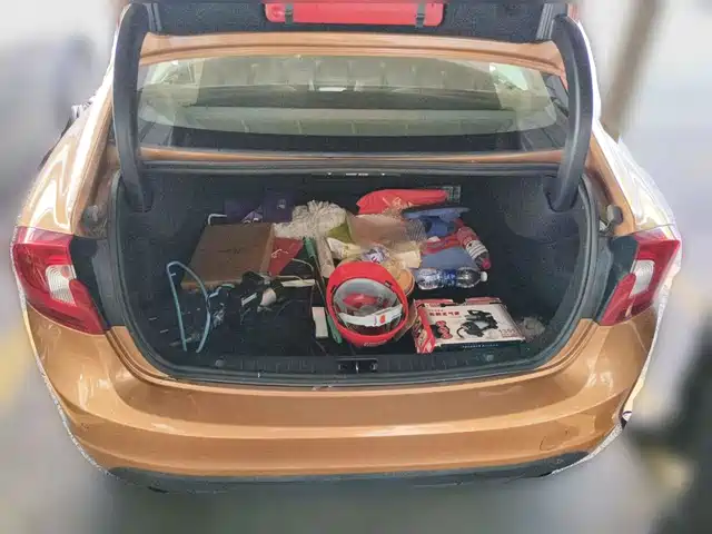 Volvo S60 (Import) 2012 T5 Elegance Edition — фото 5