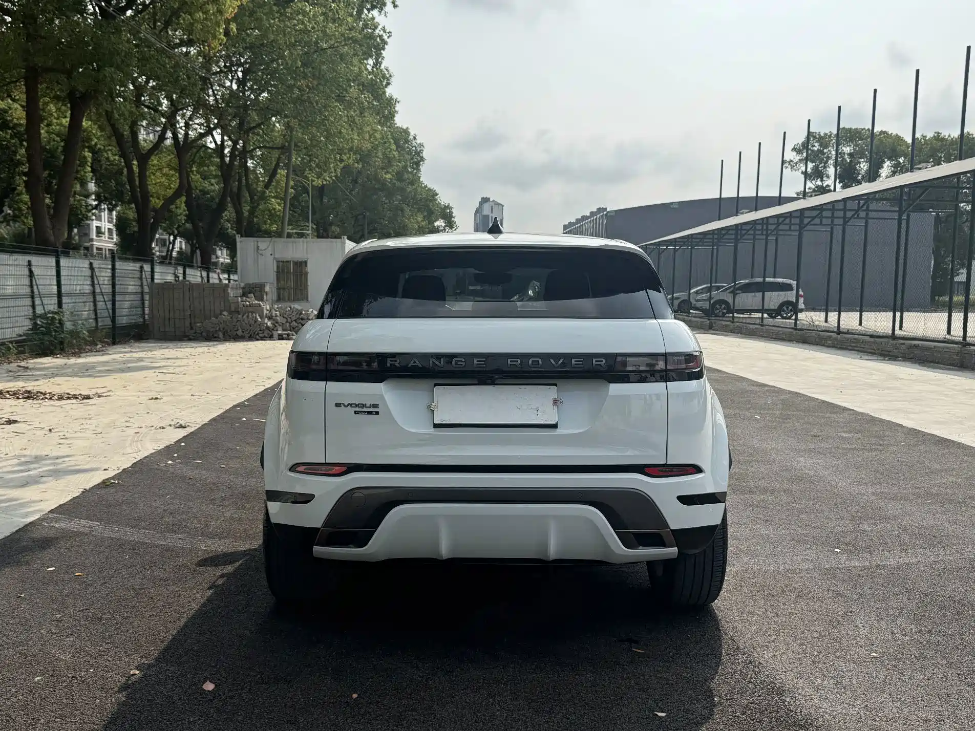Photo 11 - Land Rover Range Rover Evoque