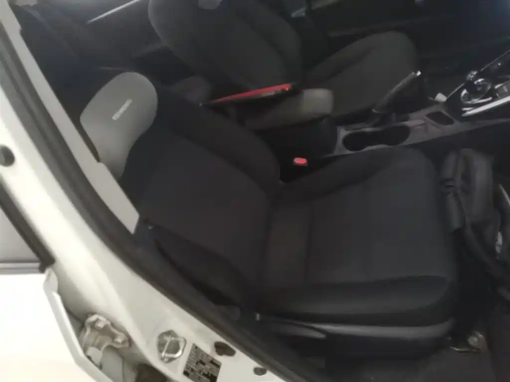 Toyota Levin 2017 Facelift Hybrid 1.8H GS E-CVT Elite Sunroof Edition China V фото 25