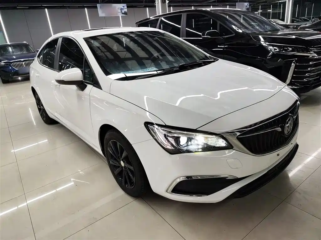 Buick Verano 2019 Sedan 15S Auto Leading фото 23