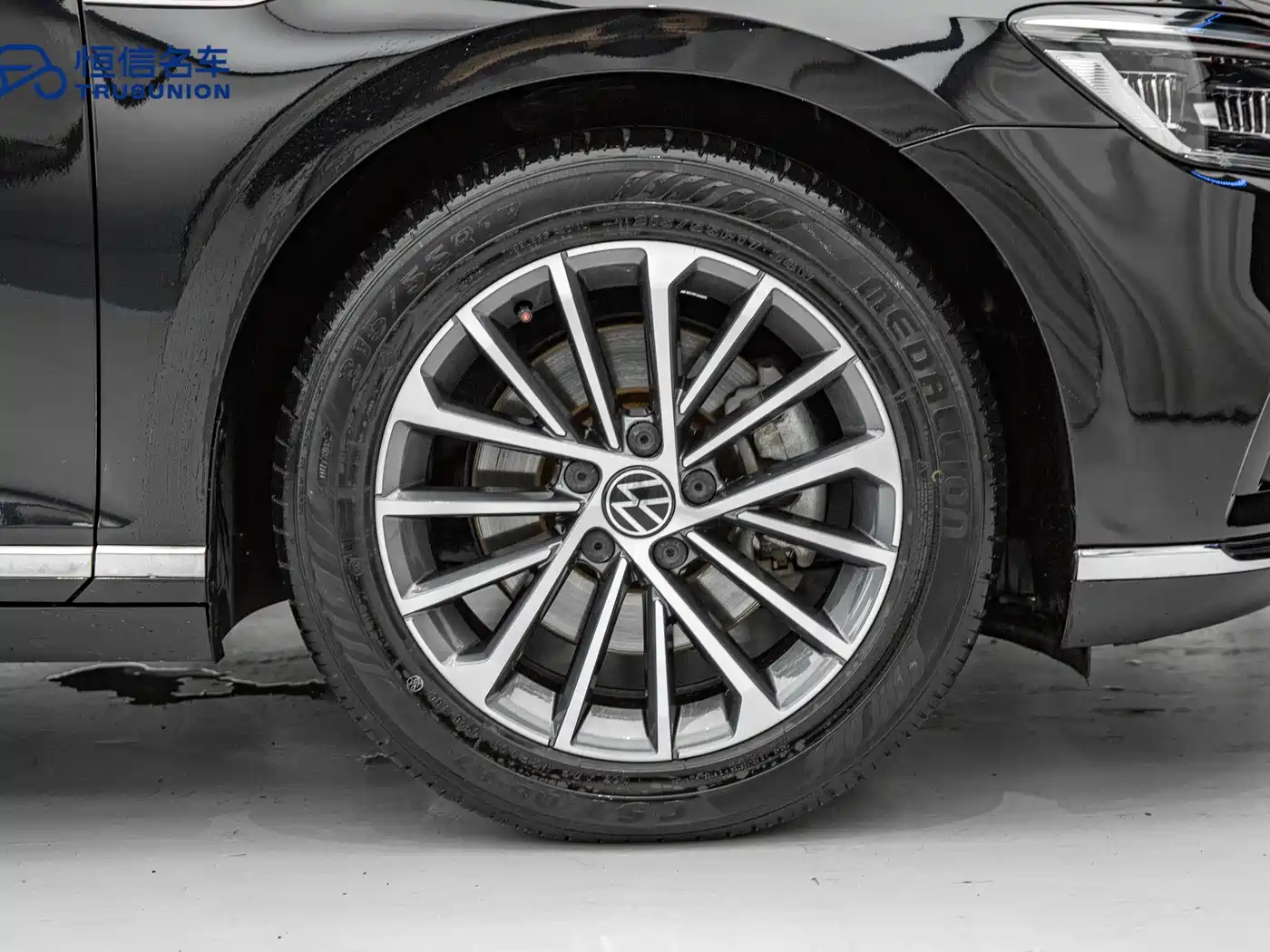Volkswagen Magotan 2020 330TSI DSG Luxury фото 19