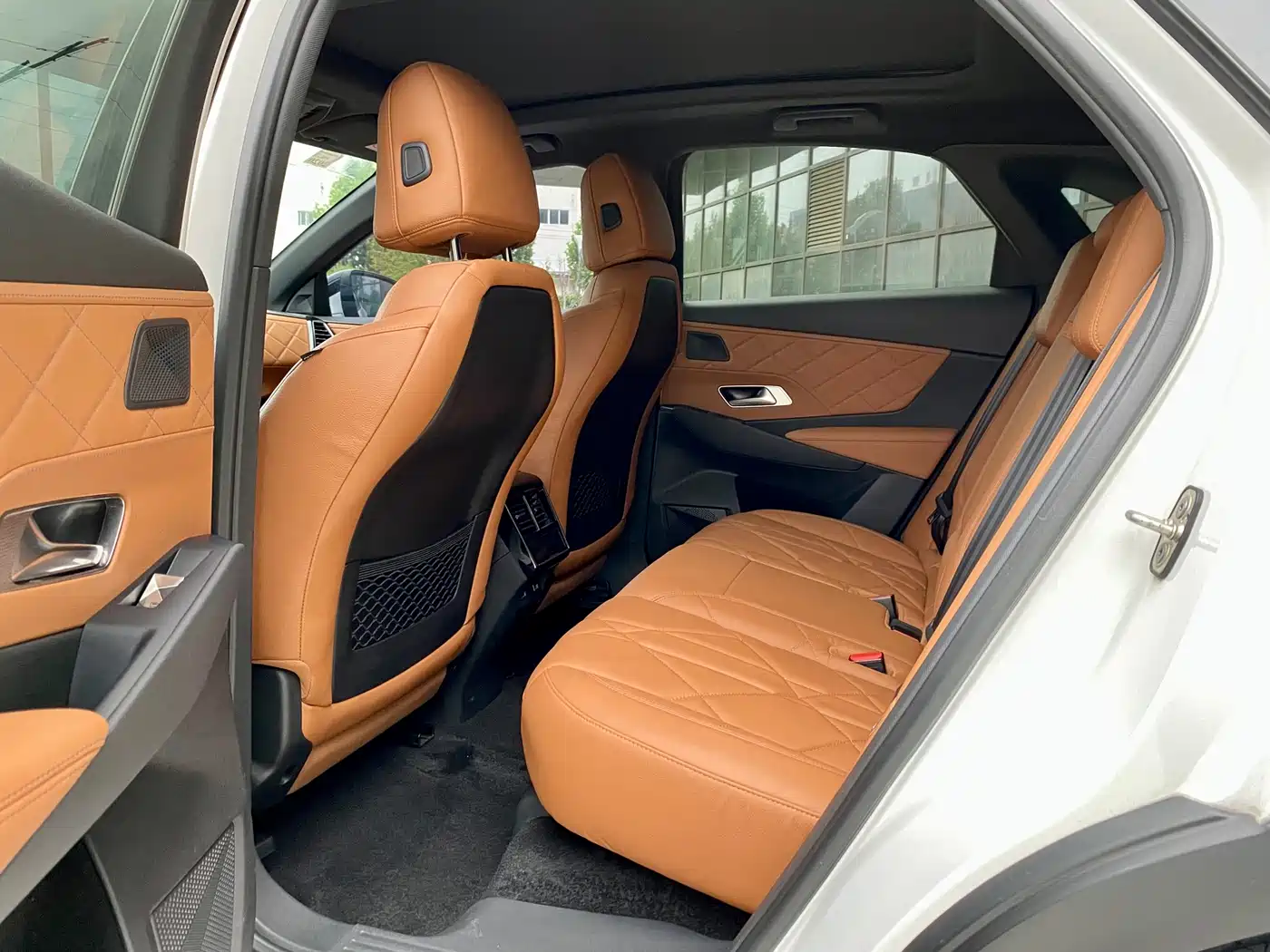 DS 7 2018 45THP Sport Pioneer Edition фото 6