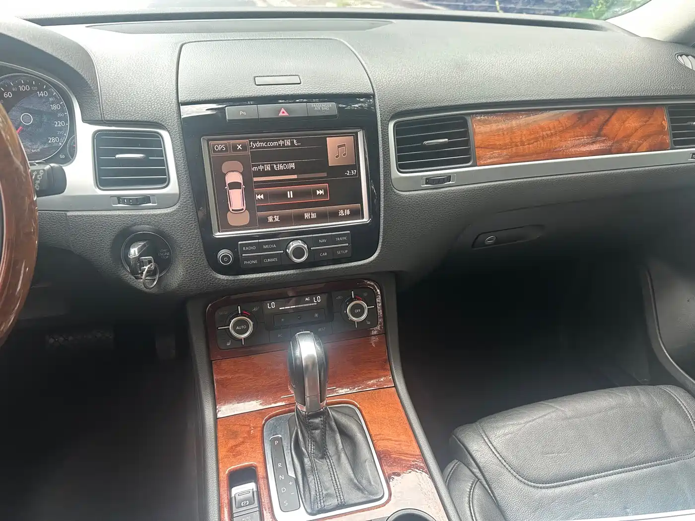 Volkswagen Touareg 2011 2011 3.0TSI Standard