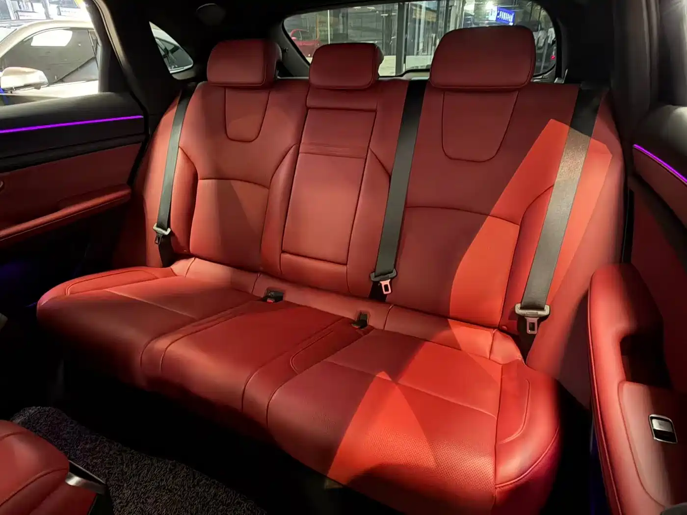 AITO Wenjie AITO M5 2024 Extended Range Max RS AWD Advanced Smart Driving Edition фото 12