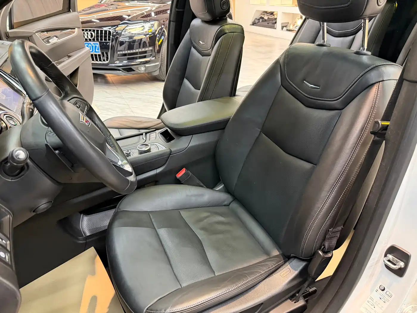 Cadillac XT6 2020 28T 6-Seater 4WD Luxury Model фото 23