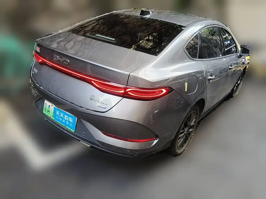 Фото 2 - BYD Qin PLUS