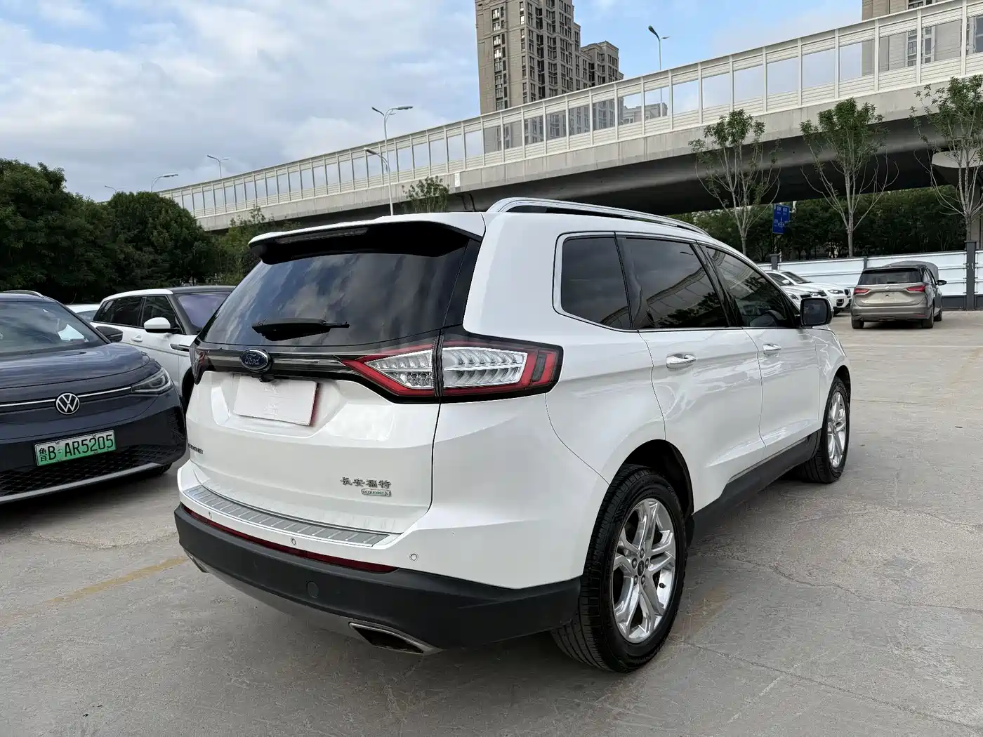 Ford Edge 2016 2016 EcoBoost 245 2WD Luxury 7-Seater