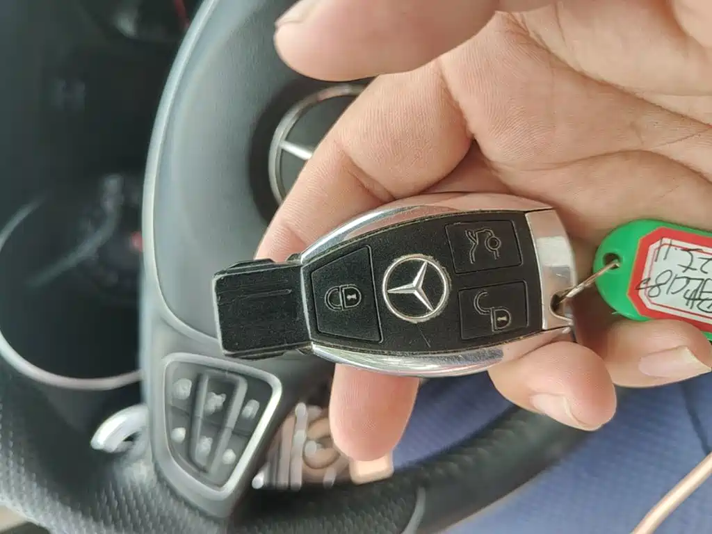 Mercedes-Benz C-Class 2015 2015 Facelift C 180 L Sport