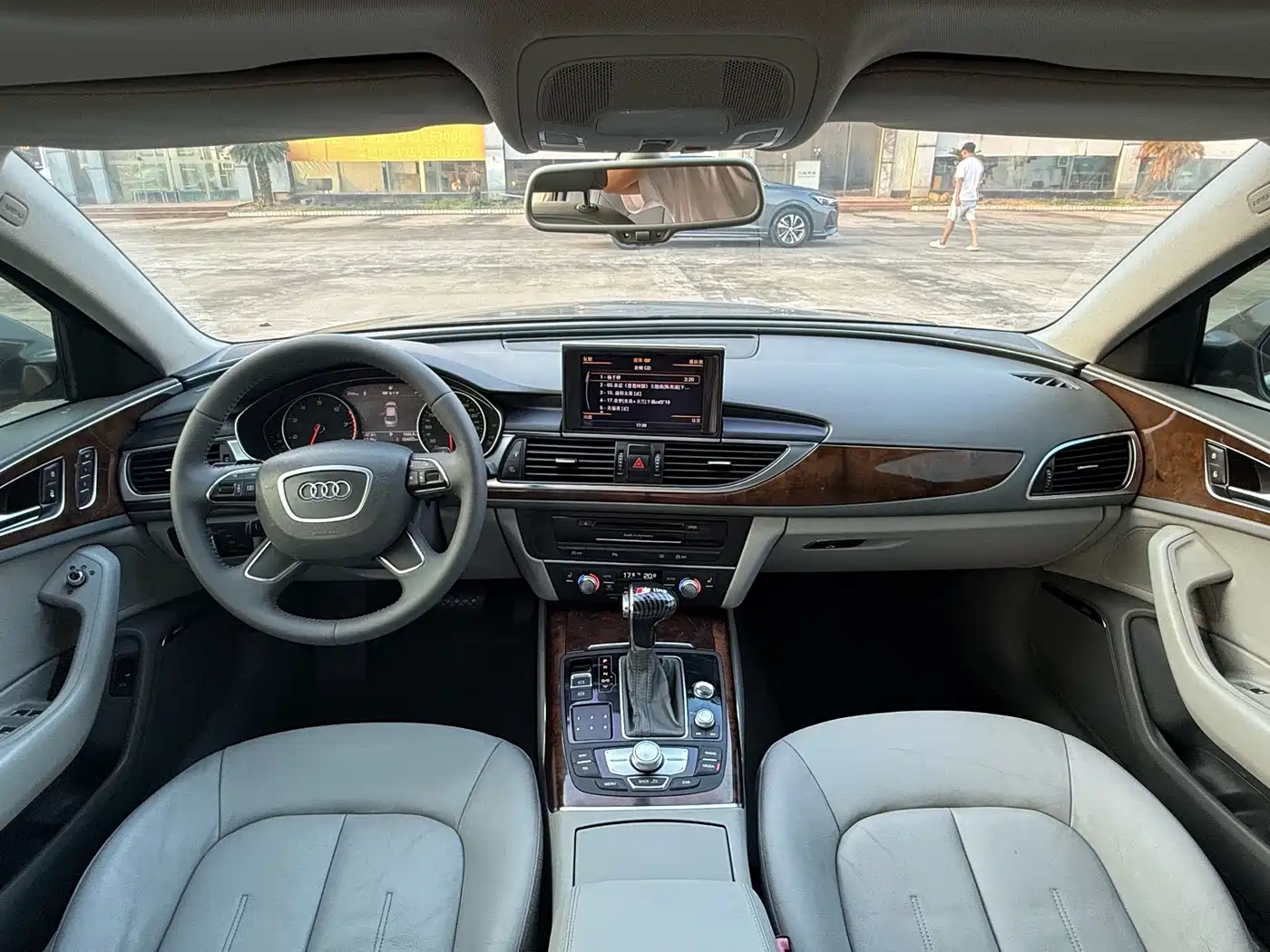 Photo 11 - Audi A6L