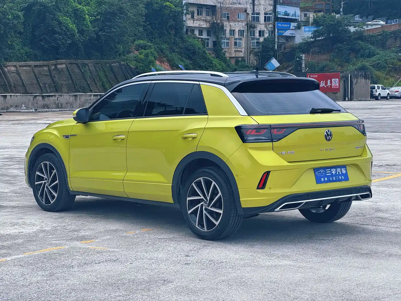 Volkswagen T-ROC 2023 300TSI DSG 2WD Starlight Edition фото 6