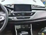 Photo 13 - Changan CS75