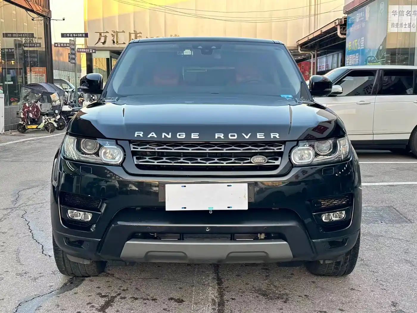 Land Rover Range Rover Sport 2016 3.0 SDV6 HSE фото 2
